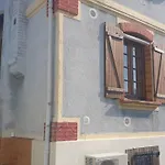 Maison, Jardin, Barbecue Et Vélo Classé 3 étoiles